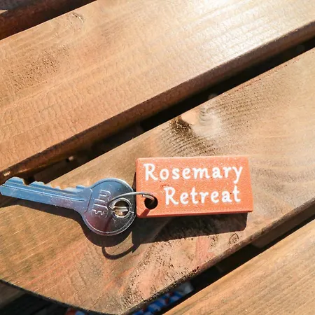 Rosemary Retreat * Whitby